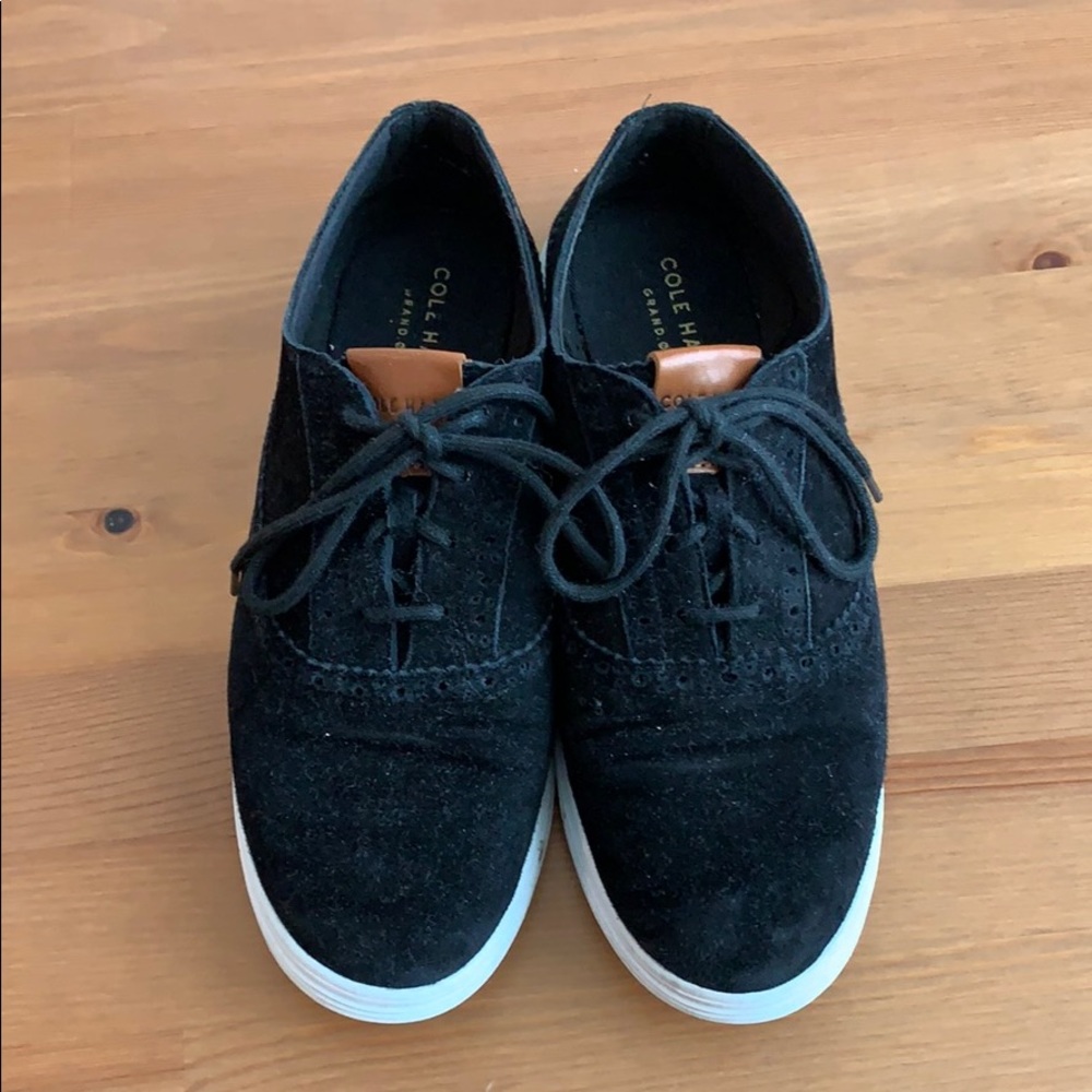 Cole Haan black suede oxfords size 6
